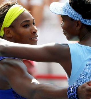 Venus Williams premagala sestro Sereno za finale Montreala!