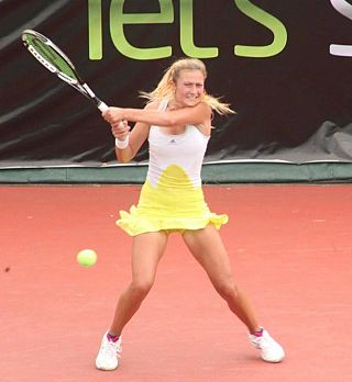 Dalila Jakupovič  dosegla 2 zmagi in je še korak oddaljena od glavnega dela WTA turnirja v Monterreyju!