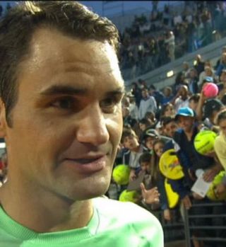 VIDEO! Roger Federer z novo 