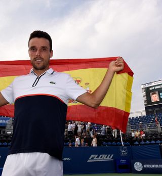 Bautista Agut v finalu Winston Salema boljši od debitanta Džumhurja