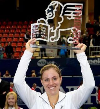 Angelique Kerber s slavjem dokončala sanjski teden v Linzu!