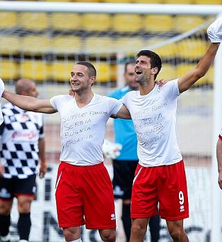 FOTO! Novak Djokovič in Fernando Alonso zvezdi humanitarne tekme v Monaku!