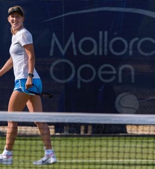 Azarenka se vrača na Majorki, osip zvezdnic v Birminghamu