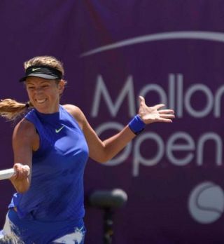 Vrnitev in pol! Azarenka ubranila tri zaključne žogice