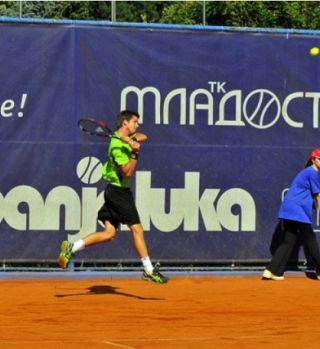 Dominacija odličnega Bedeneta v polfinalu Challengerja v Banja Luki!