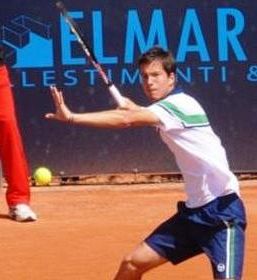 Aljaž Bedene po vrnitivi na igrišča izgubil maratonsko bitko z 'lucky loserjem'!