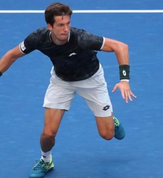 Bedene z odličnim 3 nizom v 2. krog Mastersa W&S Open