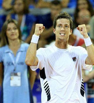 Izjemni Aljaž Bedene ponižal Dolgopolova v Umagu  za četrtfinale!