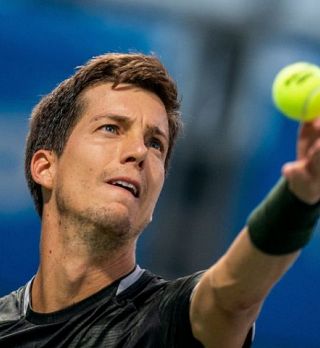 Aljaž Bedene v 3 nizih strl žilavega Slovaka na OP ZDA!