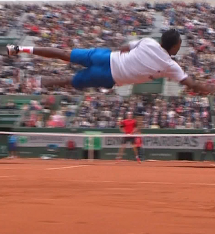 VIDEO! Gael Monfils lahko tudi leti!