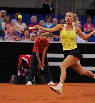 Wozniackijeva izpadla v Stuttgartu!