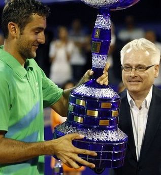 Marin Čilić junak Umaga, Isner ubranil lovoriko v Newportu