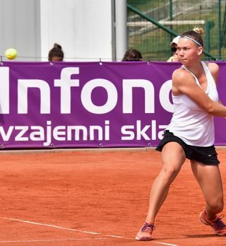 Potočnikova, Čukova in Pislakova v četrtfinalu Trbiža