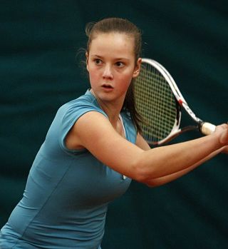 Vstopnice za pokal Davis že na voljo. Tina Cvetkovič prvič v finalu mladinskega turnirja ITF