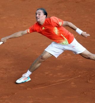 Aleksandr Dolgopolov se rad zabava na igrišču še posebej, če je njegov partner Jo Wilfried Tsonga!