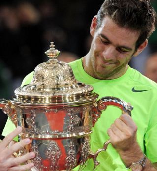 Juan Martin del Potro utišal St.Jakobshalle v Baslu!