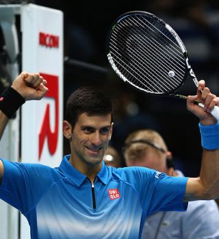 Nole oddal le dve igri, Federer bolj usmiljen