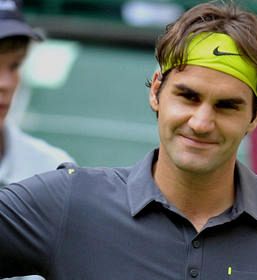 Federer ekspresno v 7. finale Halleja; V Queensu za lovoriko Čilić in Nalbandian