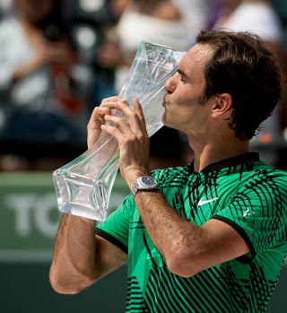 Izjemno. Teniški maestro iz Basla Roger Federer sedaj drži tudi naslov v Miamiju!