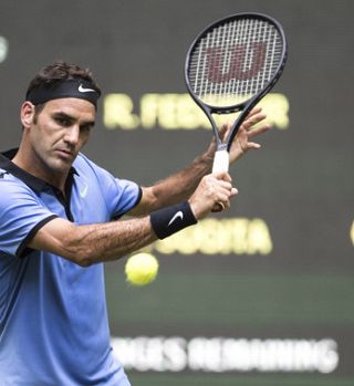 Federer fasciniran nad lastnimi številkami: 1100. zmaga!