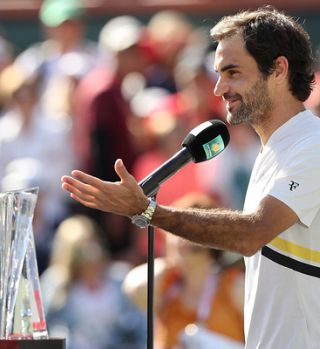 Federer: Pokoj bo še počakal