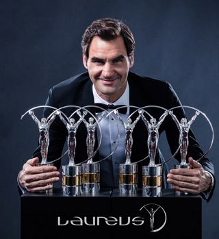 Federer je najtrofejnejši športnik vseh časov