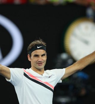 Federer brez večjih težav do polfinala in dvoboja s Čungom