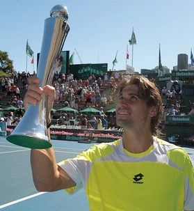 David Ferrer nadigral Davida Nalbandiana v Aucklandu!