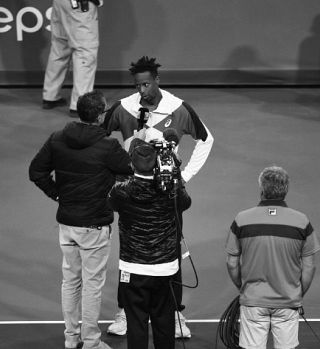 Kakšen gospod! Monfils se je prišel opravičit gledalcem