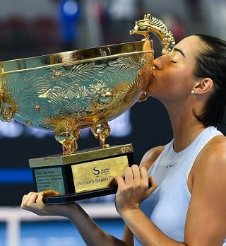 Caroline Garcii naslov v Pekingu, Halepovi vendarle številka 1 na WTA lestvici