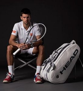 FOTO! Novak Djokovič ima novo torbo v slogu igralcev golfa!