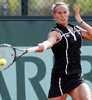 Polona Hercog za malico pospravila s tekmico v 1. krogu Roland Garrosa!