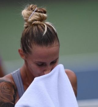 Polona Hercog se je zataknila v kvalifikacijah Vuhana