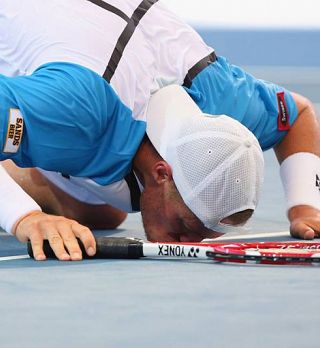 Hewitt in Federer v velikem finalu turnirja Brisbane International!