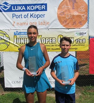 Ela Nala Milič (SLO) in Viktor Frydrych (VB) velika zmagovalca 11. Luka Koper Junior Open do 12 let-powered by Marjetica Koper