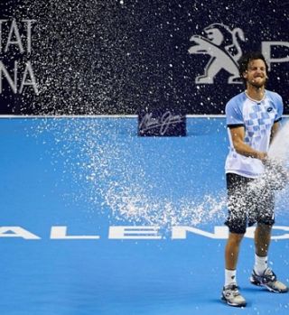 Portugalec Sousa zmagal na ATP turnirju v Valencii