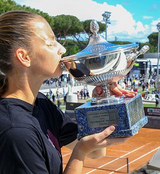 Karolina Pliškova z zmago v Rimu do uspeha kariere na peščeni podlagi!