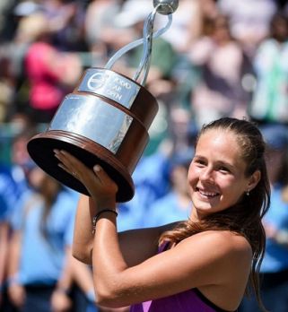 19-letna Darja Kasatkina v Charlestonu do prvega naslova v karieri