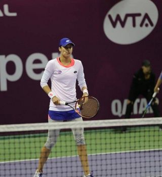 Srebotnikova v velikem finalu dvojic v Dohi. Pliškova in Wozniacki za lovoriko med posameznicami.