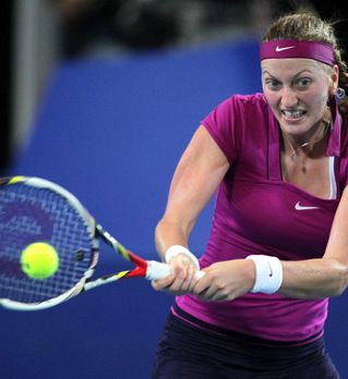 Kvitova premagala Wozniackijevo; Finale Hopmana med Francijo in Češko!