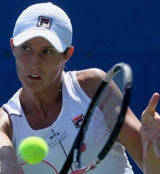 Polona Hercog izločila Nadjo Petrovo!!!