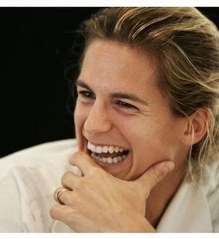 Amelie Mauresmo postala svetovalka Victorije Azarenke!