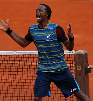 Tomaš Berdych prva velika žrtev letošnjega Roland Garrosa; Junak dneva Gael Monfils