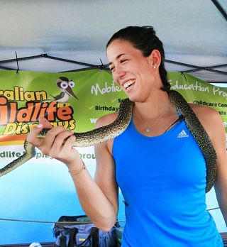 Muguruza na popravnem izpitu, močna zasedba v Sydneyju