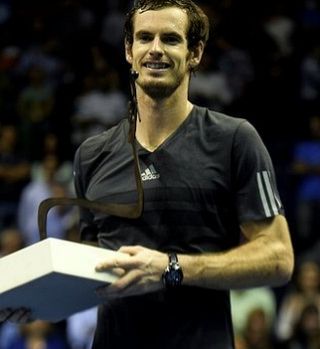 Andy Murray v neverjetnem finalu zlomil Tommyja Robreda in osvojil Valencio!