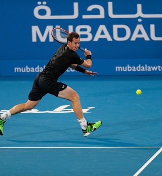 Murray v Abu Dabiju deklasiral Nadala, Djokovič pa Wawrinko