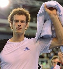 Andy Murray v solzah pred domačim občinstvom!