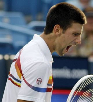 Novak Djokovič po zaostanku niza prišel do 56. zmage v sezoni!