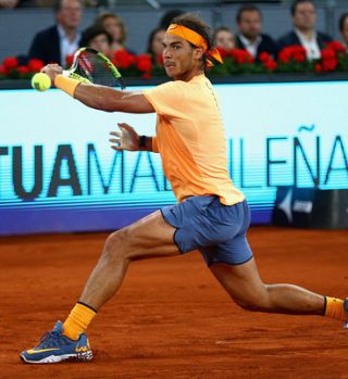 Nadal v tesnem dvoboju premagal Souso za polfinale z Murrayem