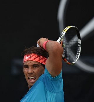 Rafa Nadal v tretjem finalu Stuttgarta, a tokrat na travi